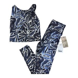 Sage Collective Activewear Set XS | Tropical Leaf Print | Crop Top & High Waist
